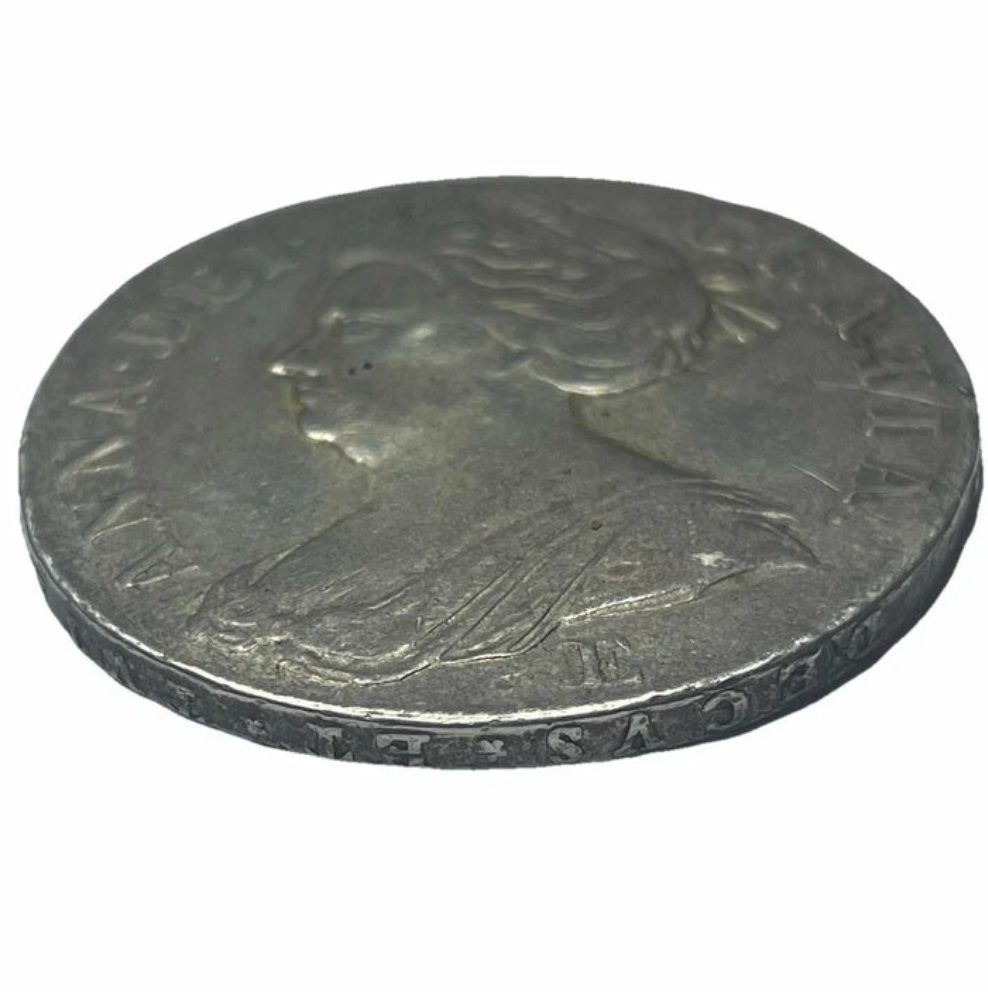 1707-E Queen Anne crown